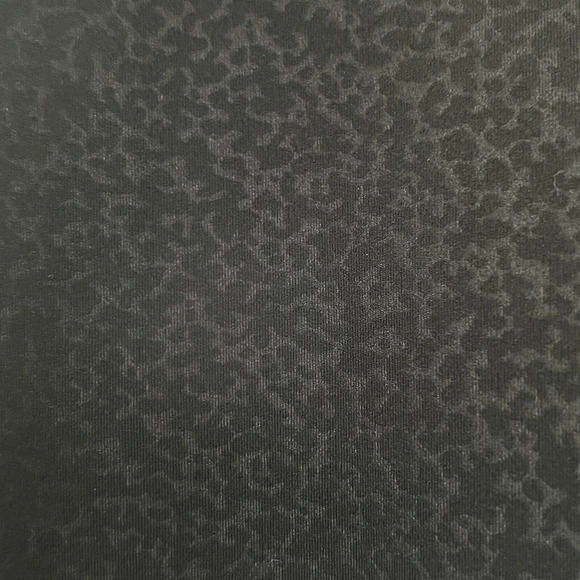 FINAL PRICE Athleta Ultimate Stash Pocket Embossed 7/8 Tight - Picture 3 of 8